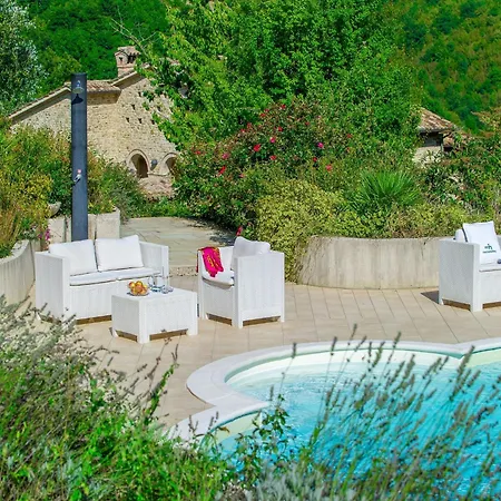 Villa Beautiful In With Swimming Pool *