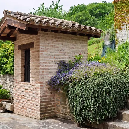 Beautiful In With Swimming Pool * Belforte allʼIsauro