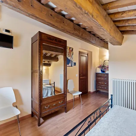 Beautiful In With Swimming Pool Villa Belforte allʼIsauro